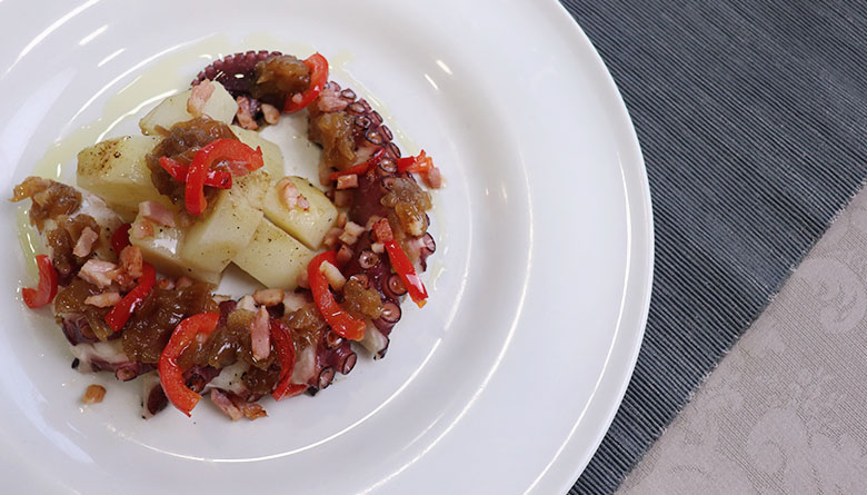 Cooked Octopus with Caramelized Onion Recipe